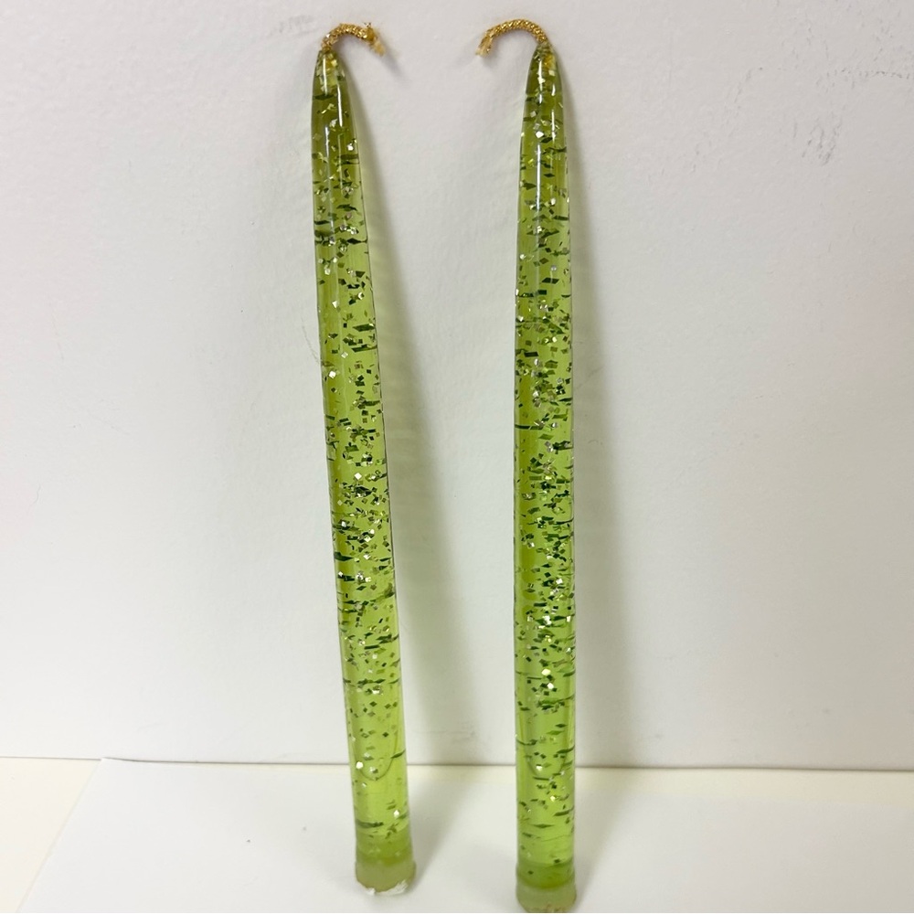PAIR MID CENTURY MODERN LUCITE CANDLES Avocado Green Gold Wick Flecks 12” 1950’s